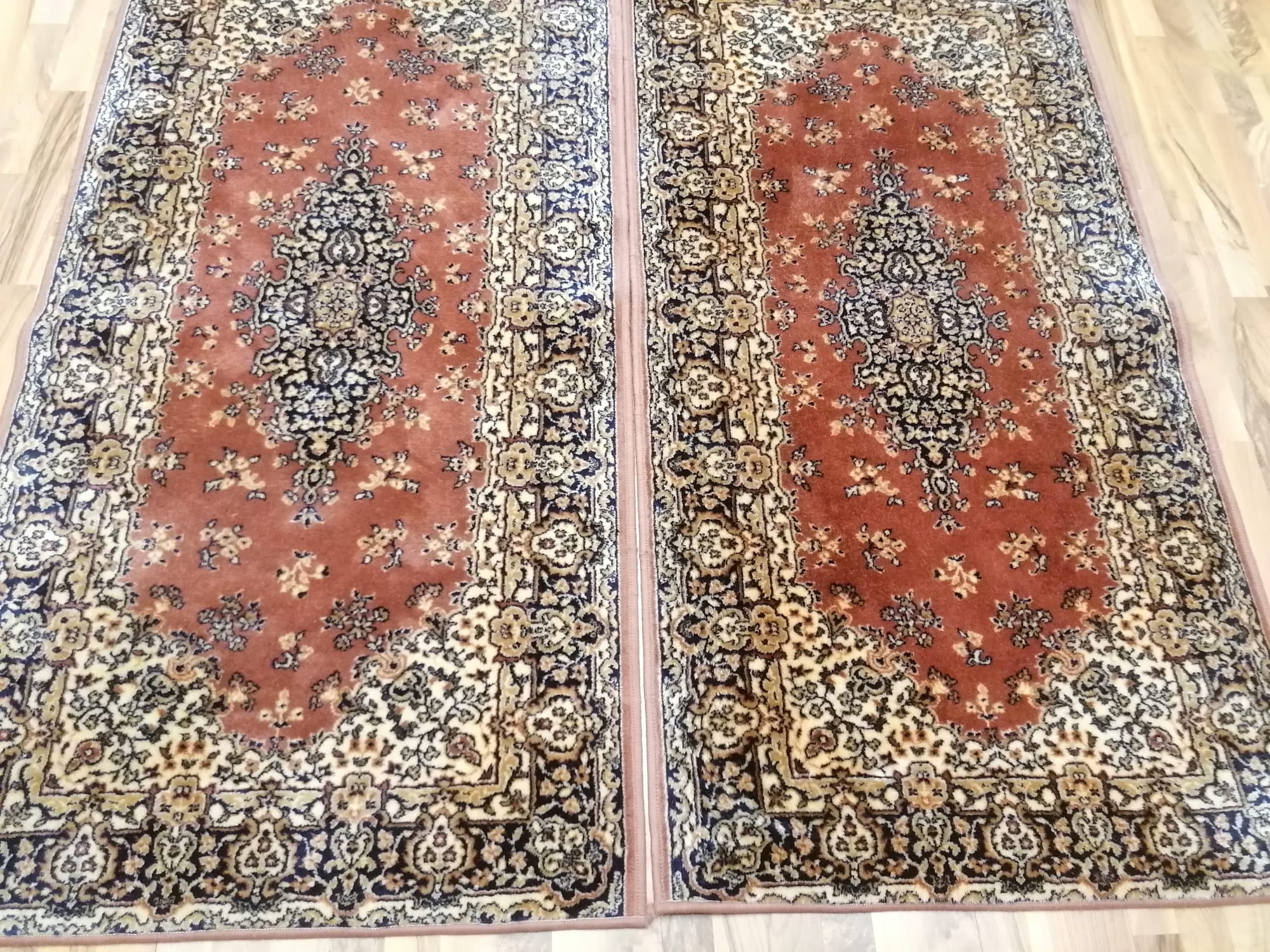 Perský koberec vlněný - oba čisté
